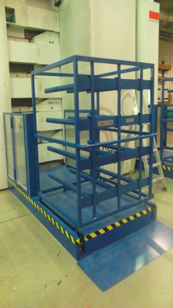 custom-lifting-table-014