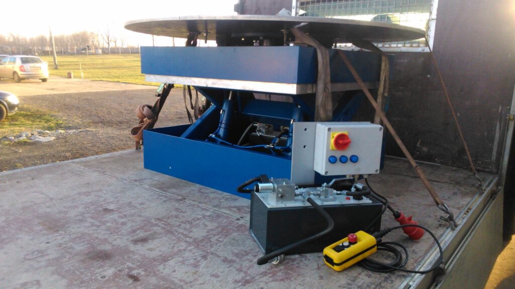 custom-lifting-table-021