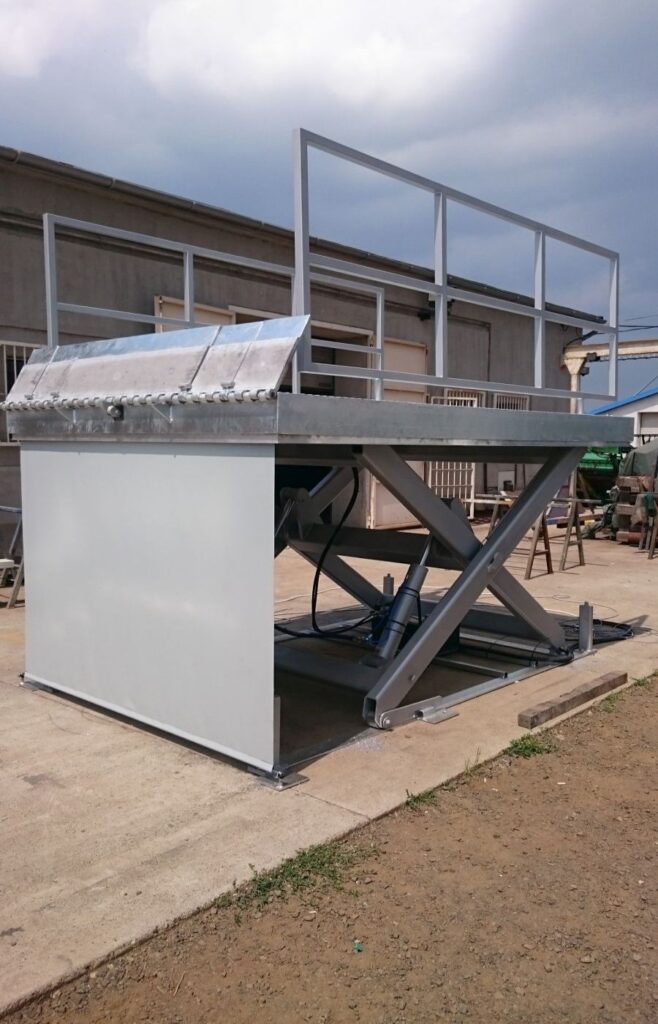 hydraulic-lifting-table-with-hydraulic-lips-024