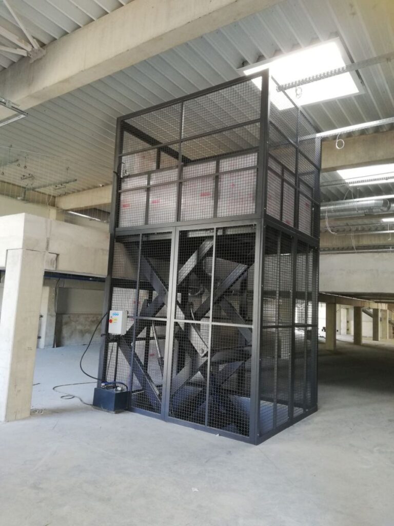 multi-scissor-lifting-table-010